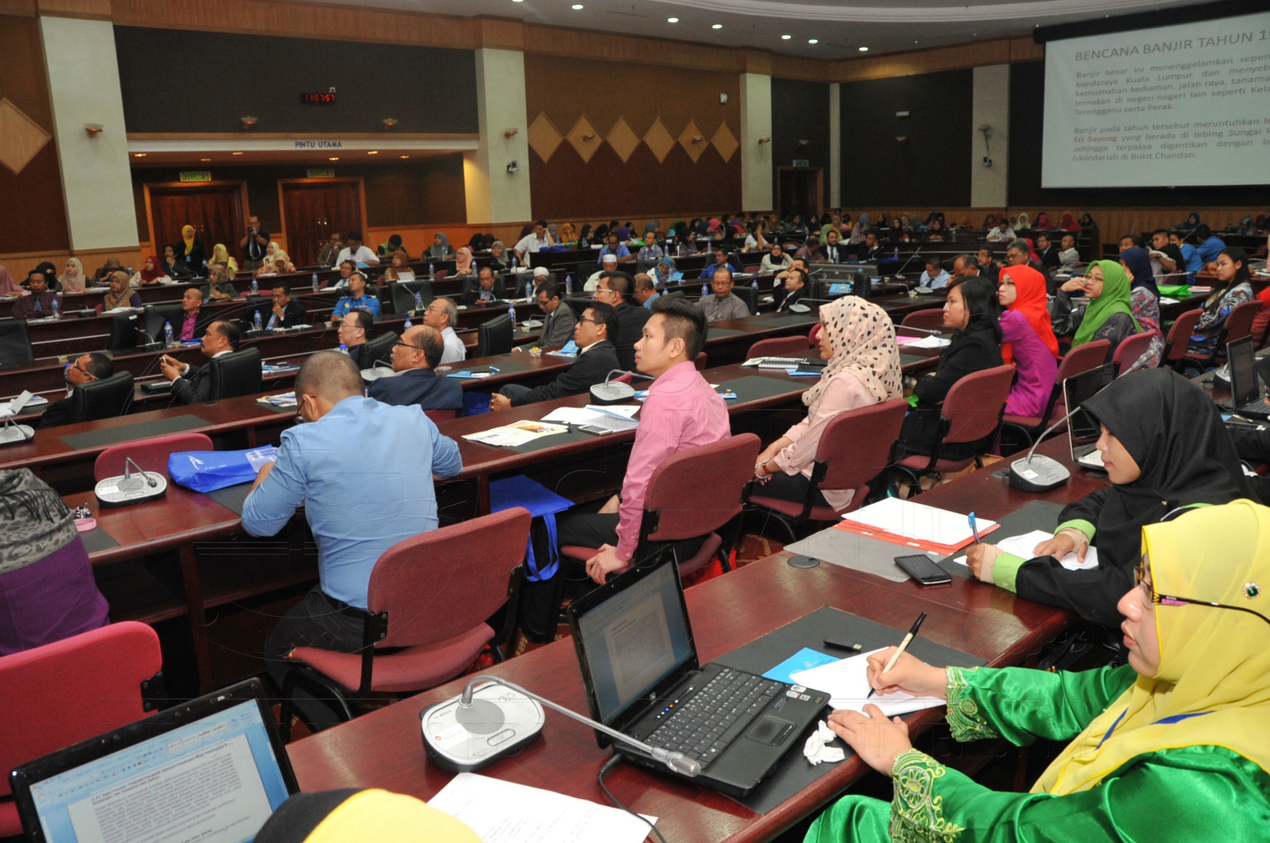 PRO15 164 IKLIM HAS 1061